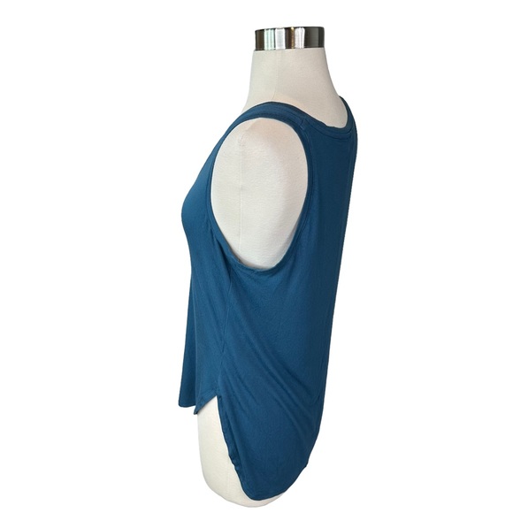 Babaton Artizia Tank Top Womens Sleeveless Stretch V Neck Blouse Blue Small - Picture 7 of 10